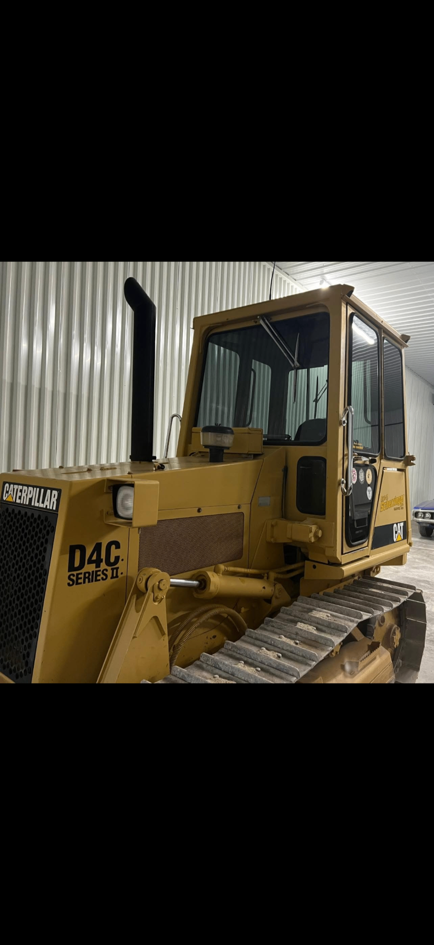Caterpillar D4C Series II — Heavy Equipment